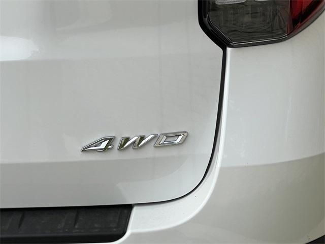 new 2025 Ford Explorer car