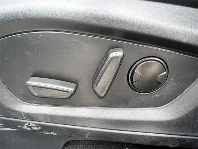 new 2025 Ford Explorer car