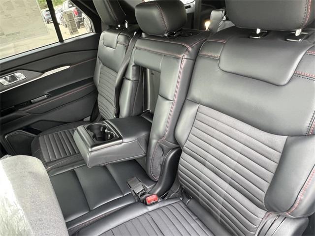 new 2025 Ford Explorer car