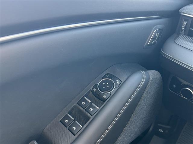 new 2025 Ford Mustang Mach-E car