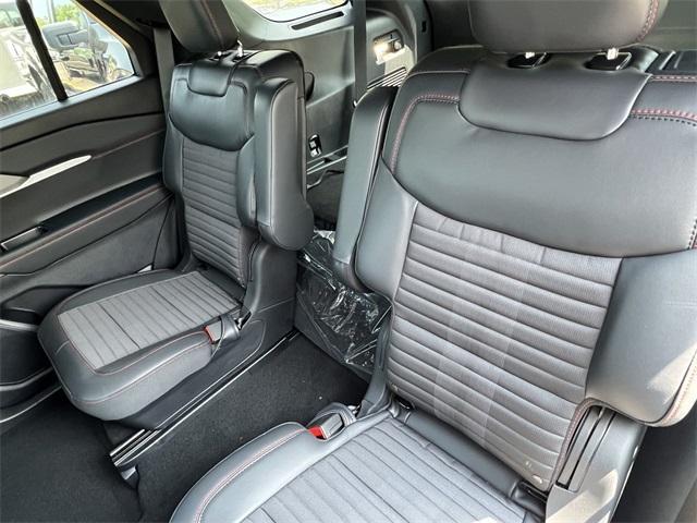 new 2025 Ford Explorer car