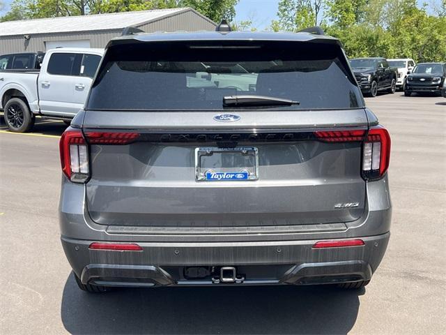 new 2025 Ford Explorer car