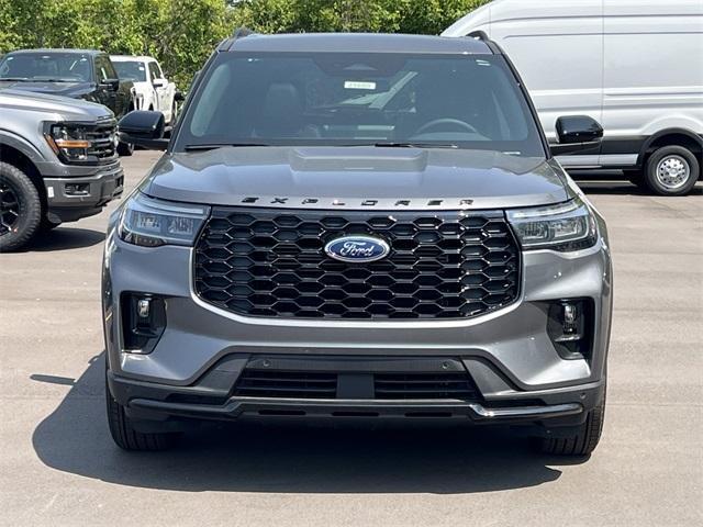 new 2025 Ford Explorer car