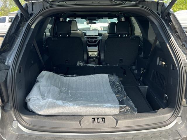 new 2025 Ford Explorer car