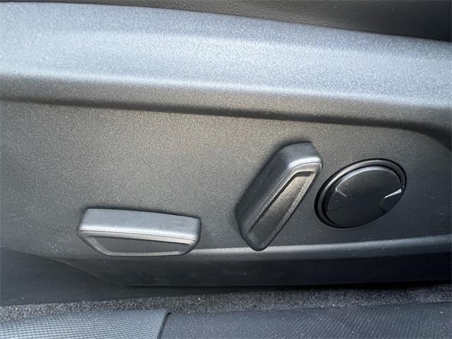 new 2025 Ford Mustang Mach-E car