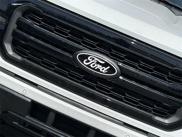 new 2025 Ford F-150 car
