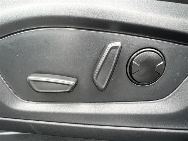 new 2025 Ford Explorer car