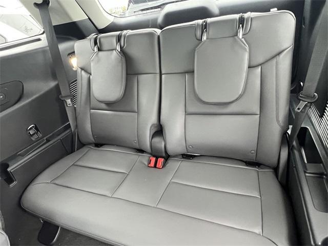 new 2025 Ford Explorer car
