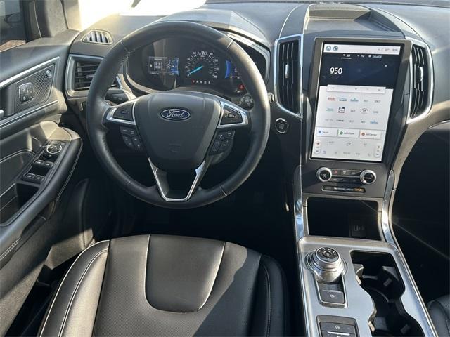 used 2022 Ford Edge car, priced at $30,998