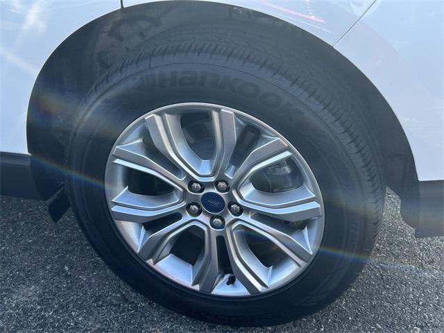 used 2022 Ford Edge car, priced at $30,998
