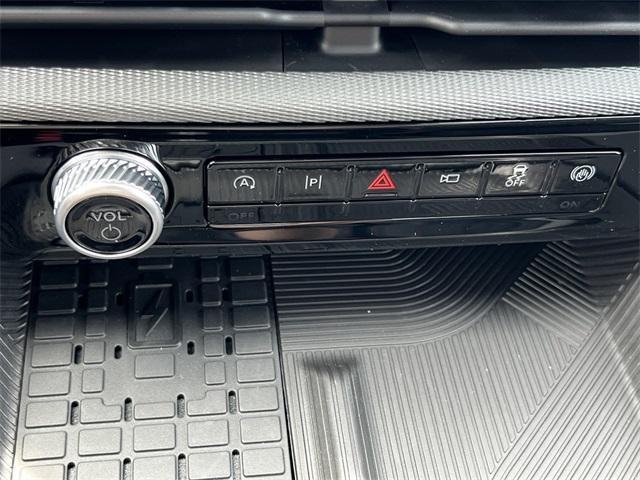 new 2025 Ford Explorer car