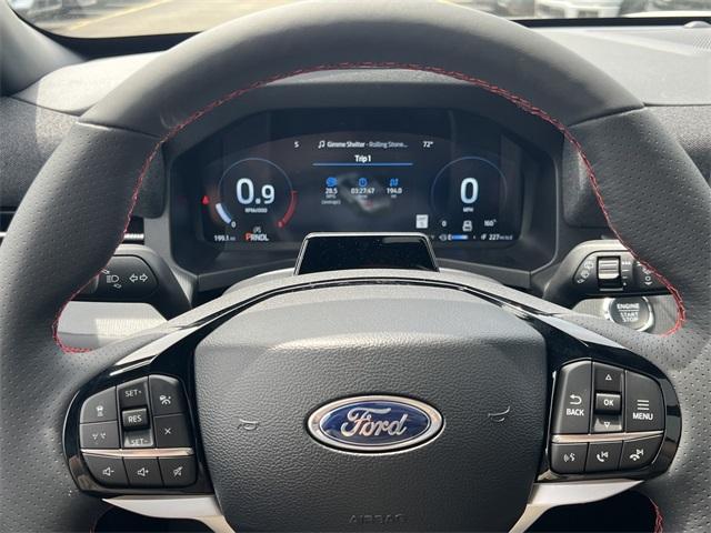 new 2025 Ford Explorer car