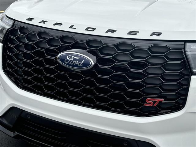 new 2025 Ford Explorer car