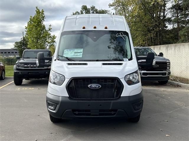 new 2024 Ford Transit-350 car