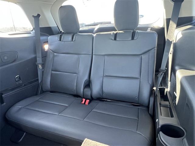 new 2025 Ford Explorer car