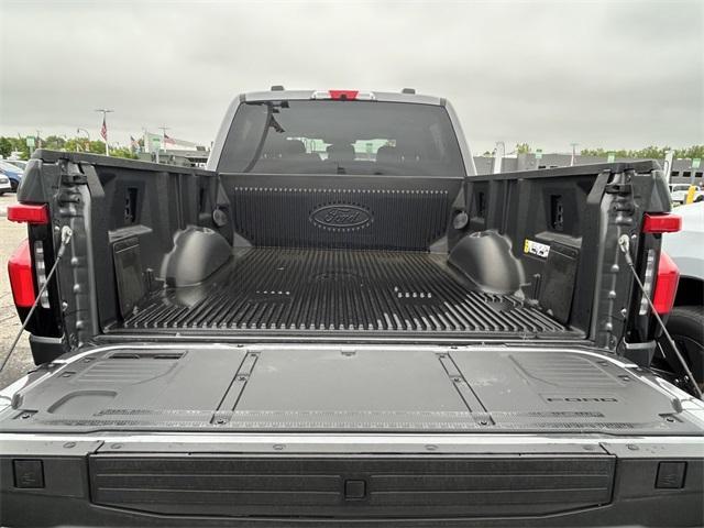 new 2025 Ford F-150 Lightning car