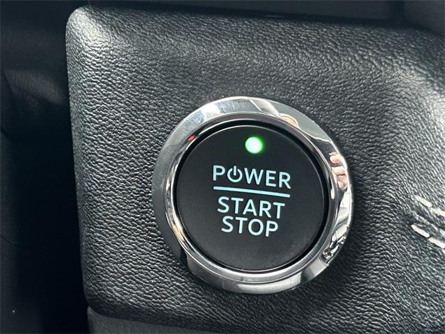 new 2025 Ford F-150 Lightning car