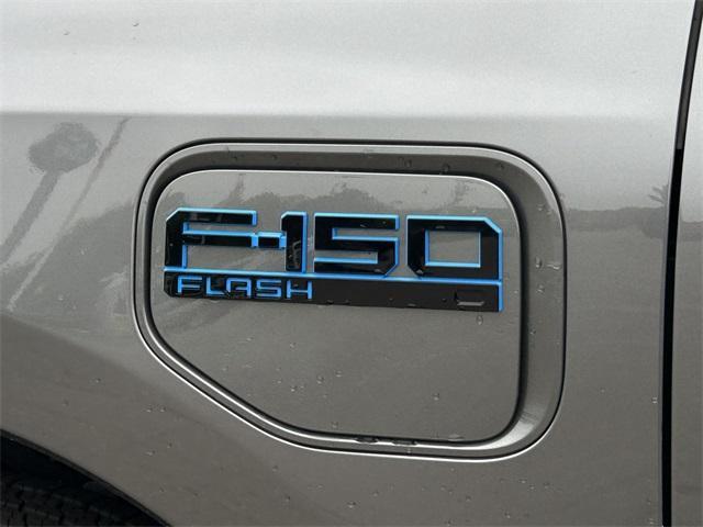 new 2025 Ford F-150 Lightning car