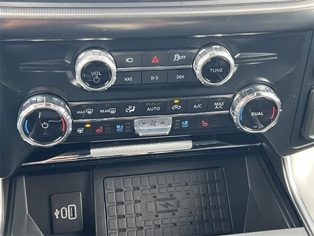 new 2025 Ford F-150 car