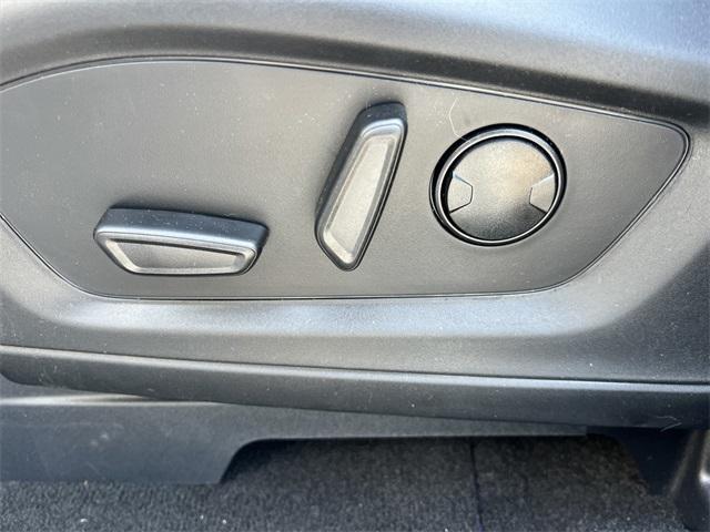 new 2025 Ford Explorer car