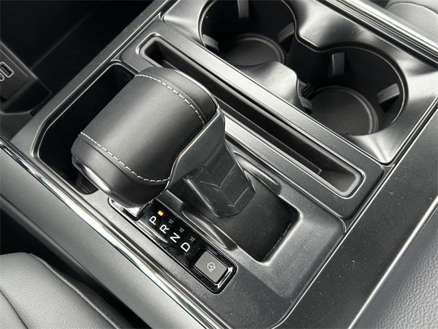 new 2025 Ford F-150 Lightning car