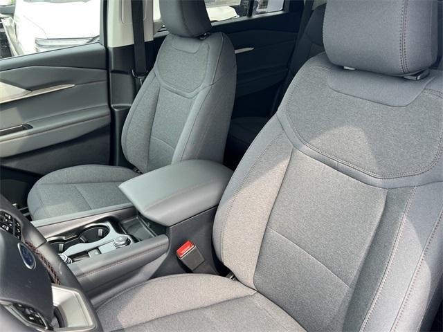 new 2025 Ford Explorer car
