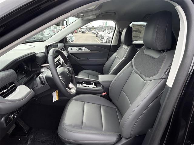 new 2025 Ford Explorer car