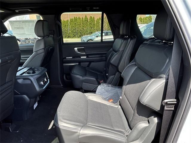 new 2025 Ford Expedition Max car