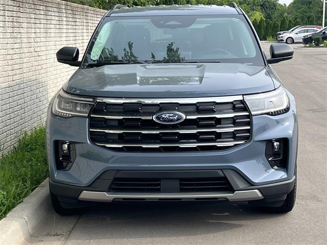 new 2025 Ford Explorer car