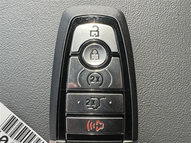 new 2025 Ford Explorer car