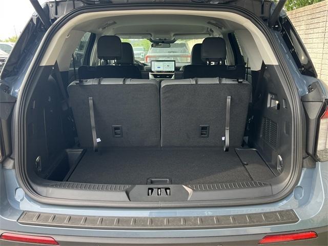new 2025 Ford Explorer car