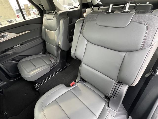 new 2025 Ford Explorer car
