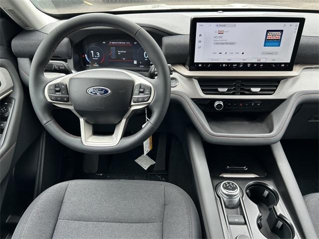 new 2025 Ford Explorer car
