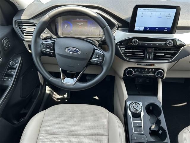 used 2022 Ford Escape car, priced at $23,999