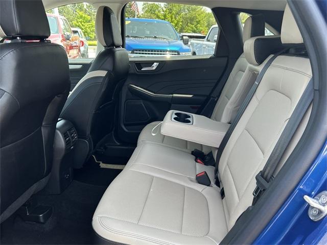 used 2022 Ford Escape car, priced at $23,999
