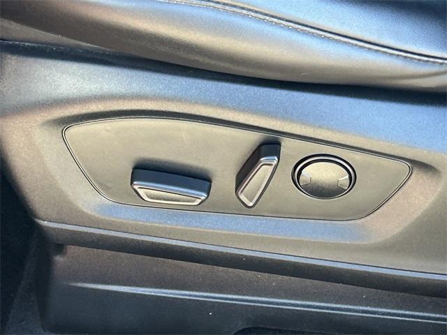 used 2022 Ford Explorer car, priced at $29,899