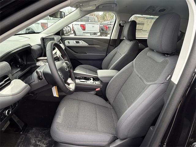 new 2025 Ford Explorer car