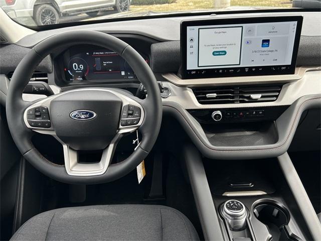 new 2025 Ford Explorer car