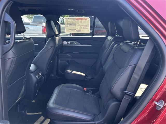 new 2025 Ford Explorer car