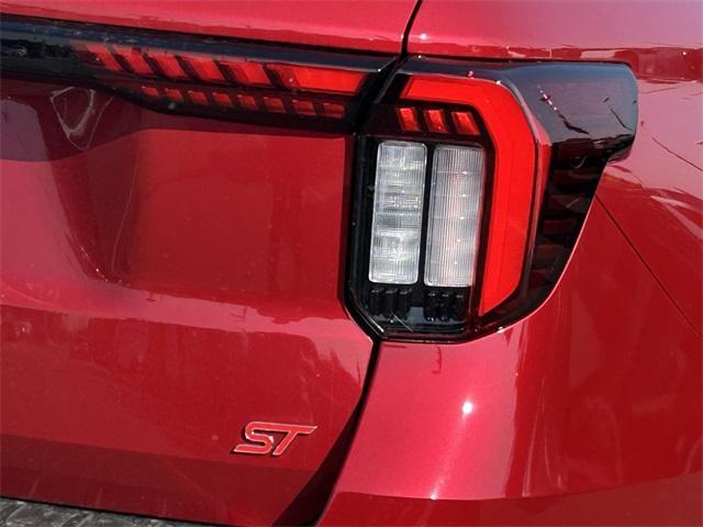 new 2025 Ford Explorer car