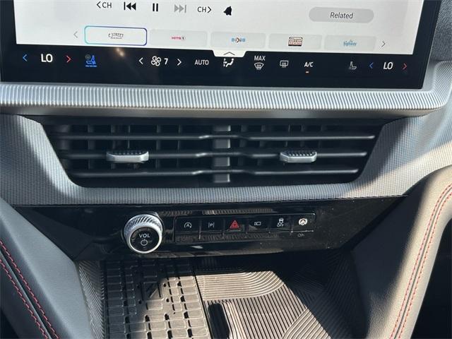 new 2025 Ford Explorer car