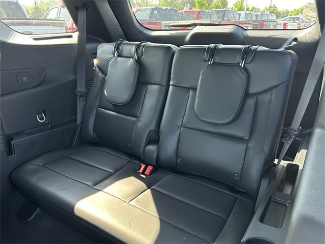 new 2025 Ford Explorer car