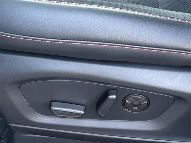 new 2025 Ford Explorer car