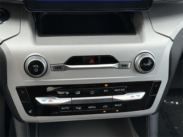 used 2023 Ford Explorer car, priced at $31,798