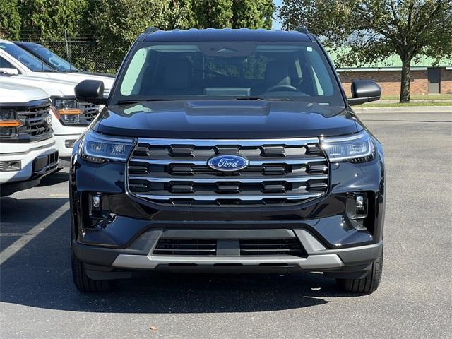 new 2025 Ford Explorer car