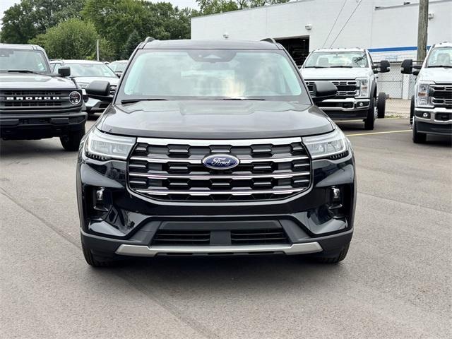 new 2025 Ford Explorer car