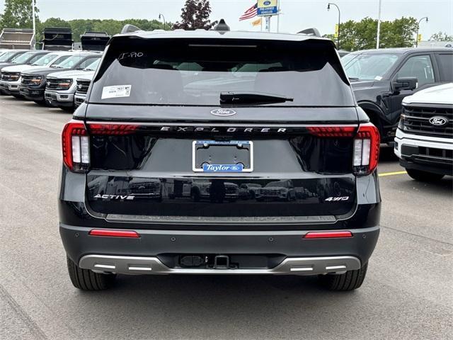 new 2025 Ford Explorer car