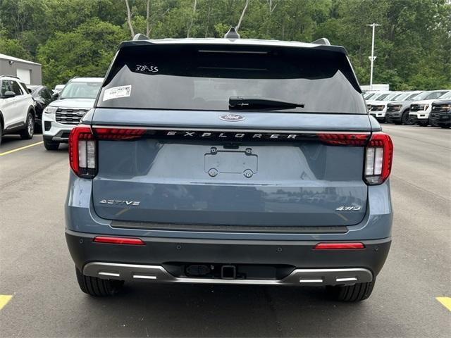 new 2025 Ford Explorer car