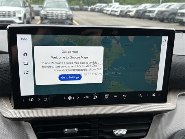 new 2025 Ford Explorer car