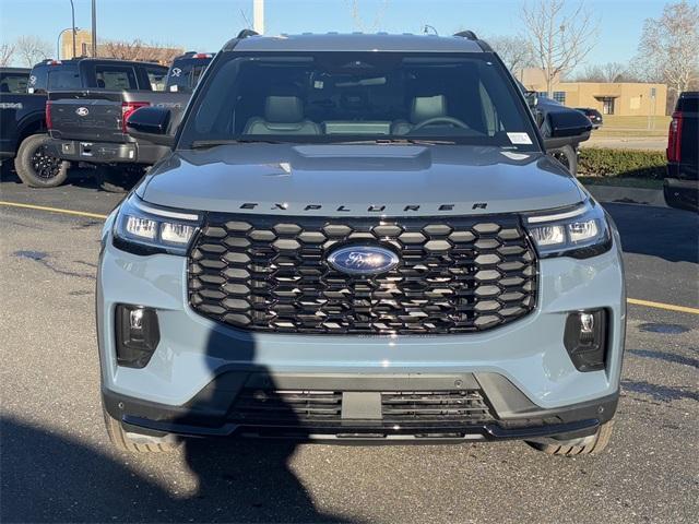 new 2025 Ford Explorer car